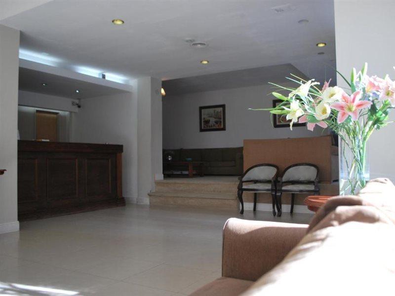 Gran Madryn Hotel 2*